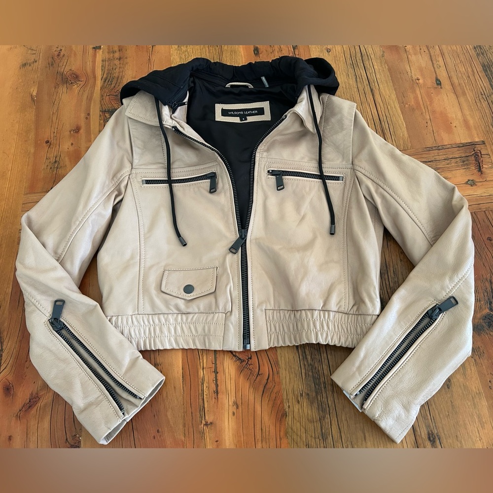 Wilsons Genuine Leather Zip-Front Jacket in Light Taupe Removable Hood NICE!